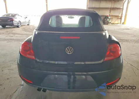 2013 Volkswagen Beetle z USA, uszkodzony, nr VIN 3VW5P7AT1DM802463